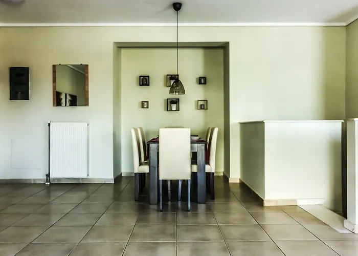Comfort Luxury Maisonette Apartment