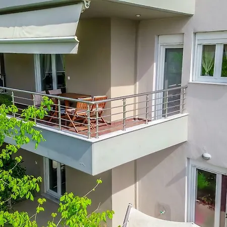 Comfort Luxury Maisonette * سالونيك