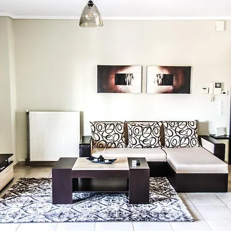 Comfort Luxury Maisonette شقة *
