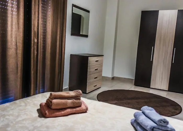 Comfort Luxury Maisonette Apartment *